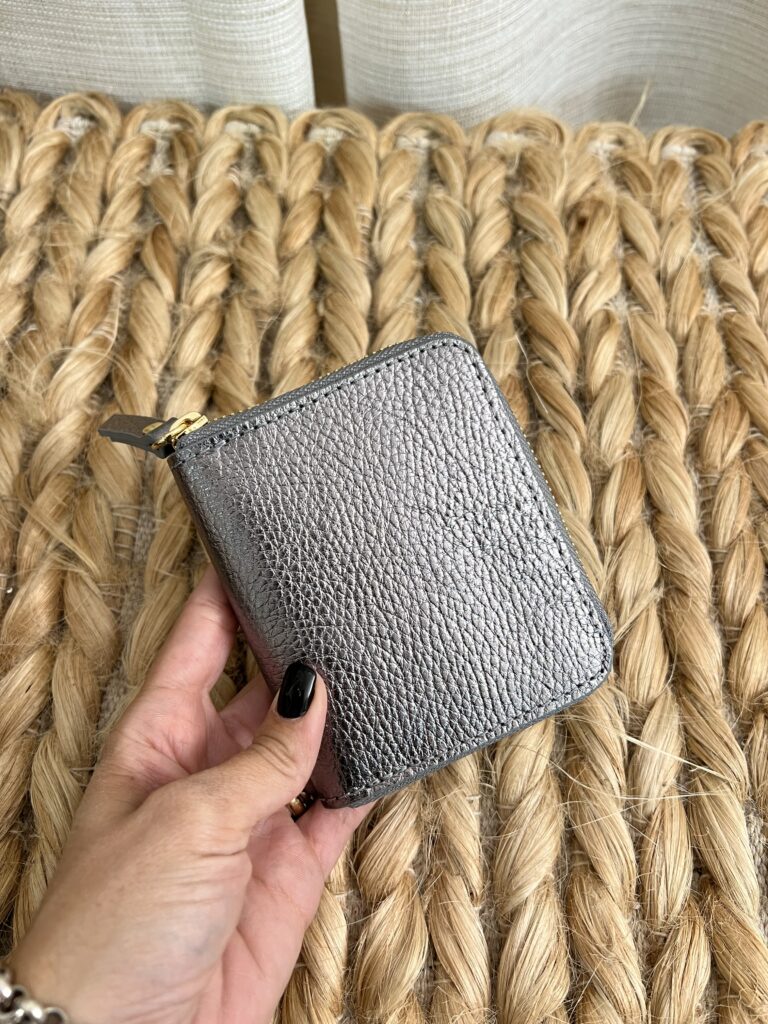 0FD8C019-5361-463B-828F-B963B221D500