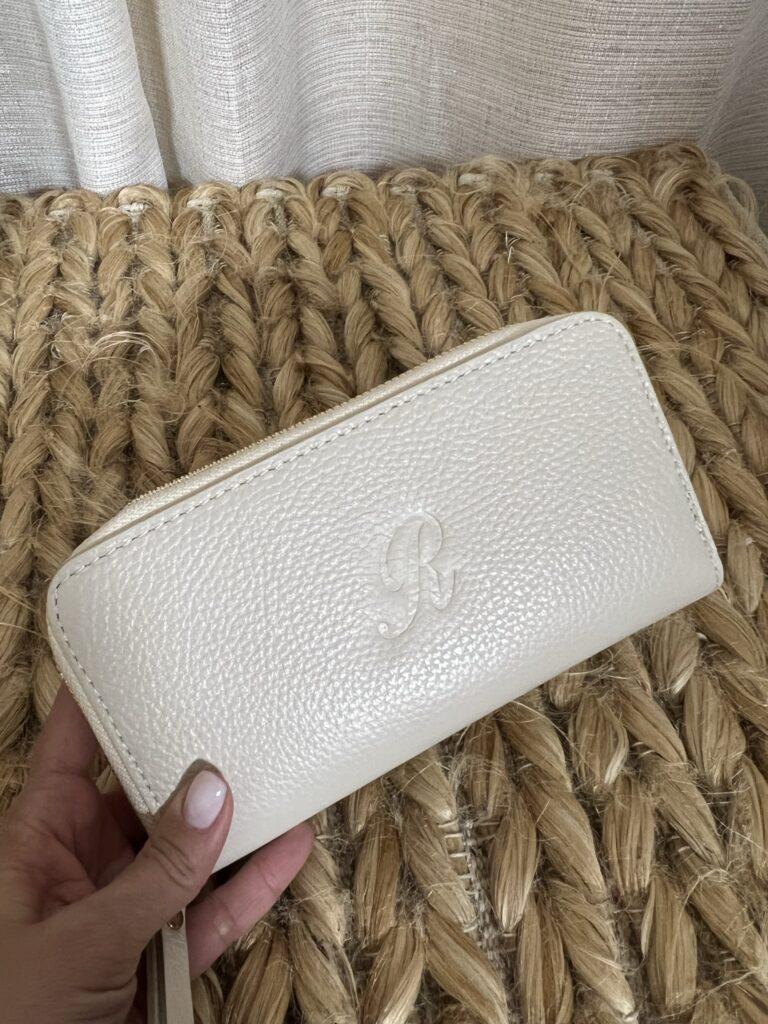 326965A3-306C-4EAB-B80D-1EE50B981225