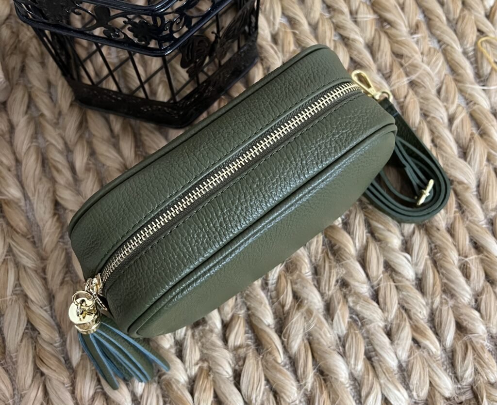 339D85E1-31A7-4087-8FB6-1D113F663947