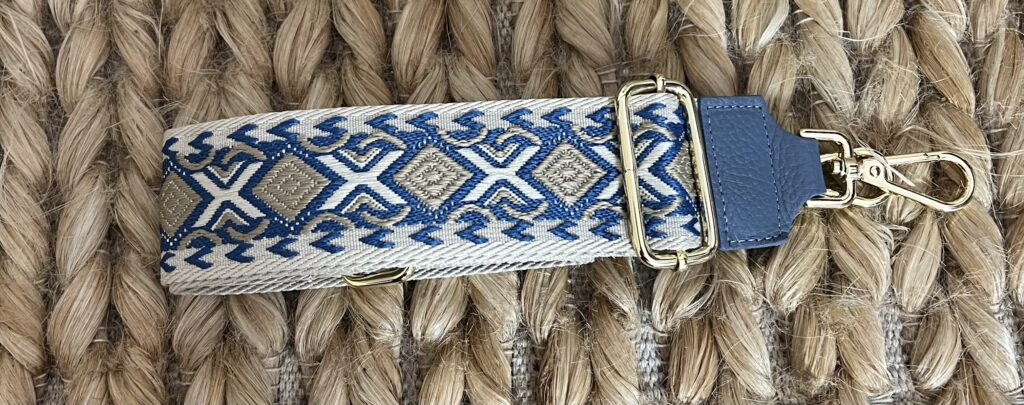 3561E1FB-7EE1-433F-B55E-E1558AF2C73F