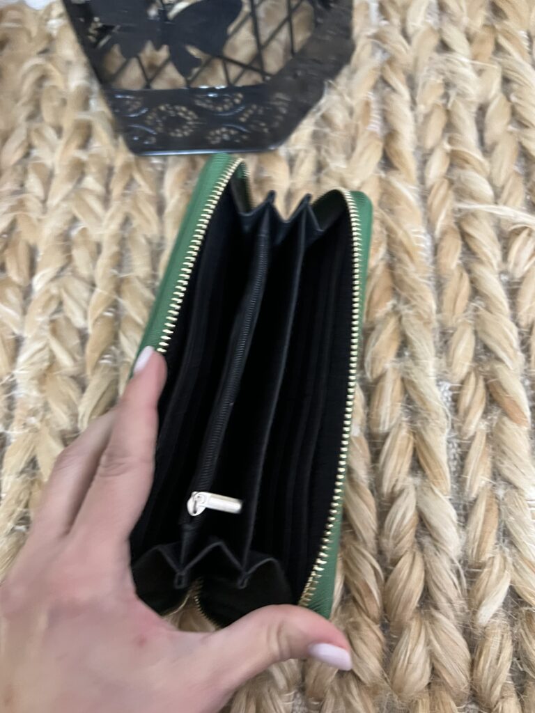 363DC33D-9606-4170-B05D-B9DD5BFED302