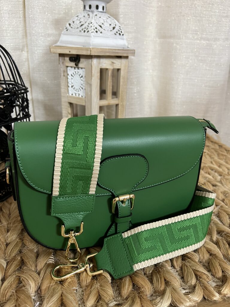 37753A57-0601-45DB-8D8B-C721C1F71CD3