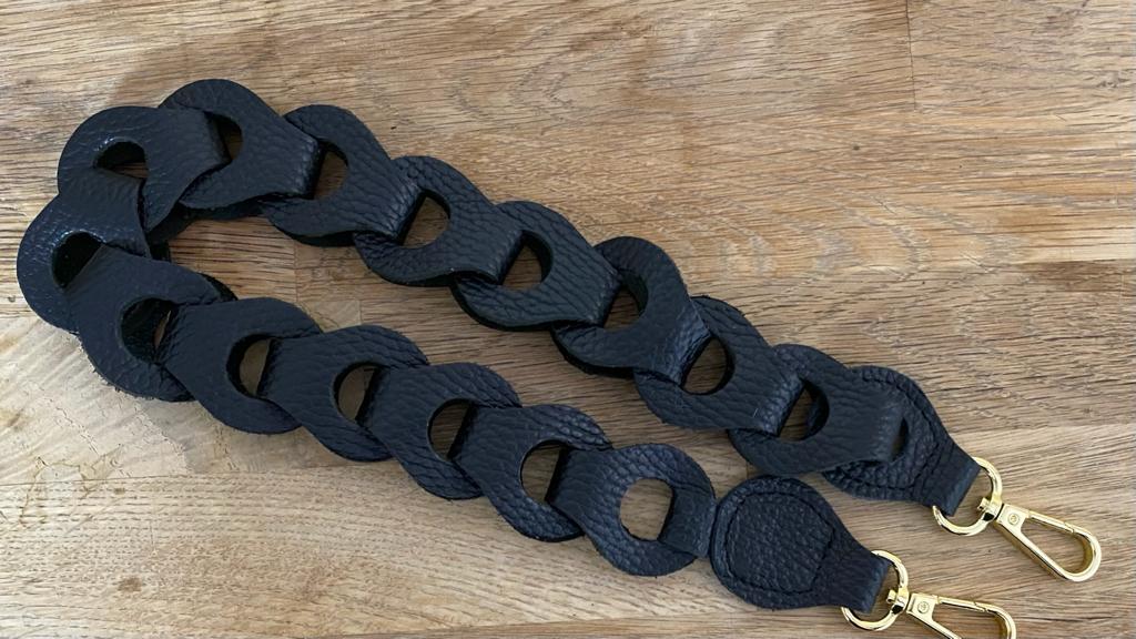 4A43C727-A808-402A-BBDB-2BCCDAB5E0C7