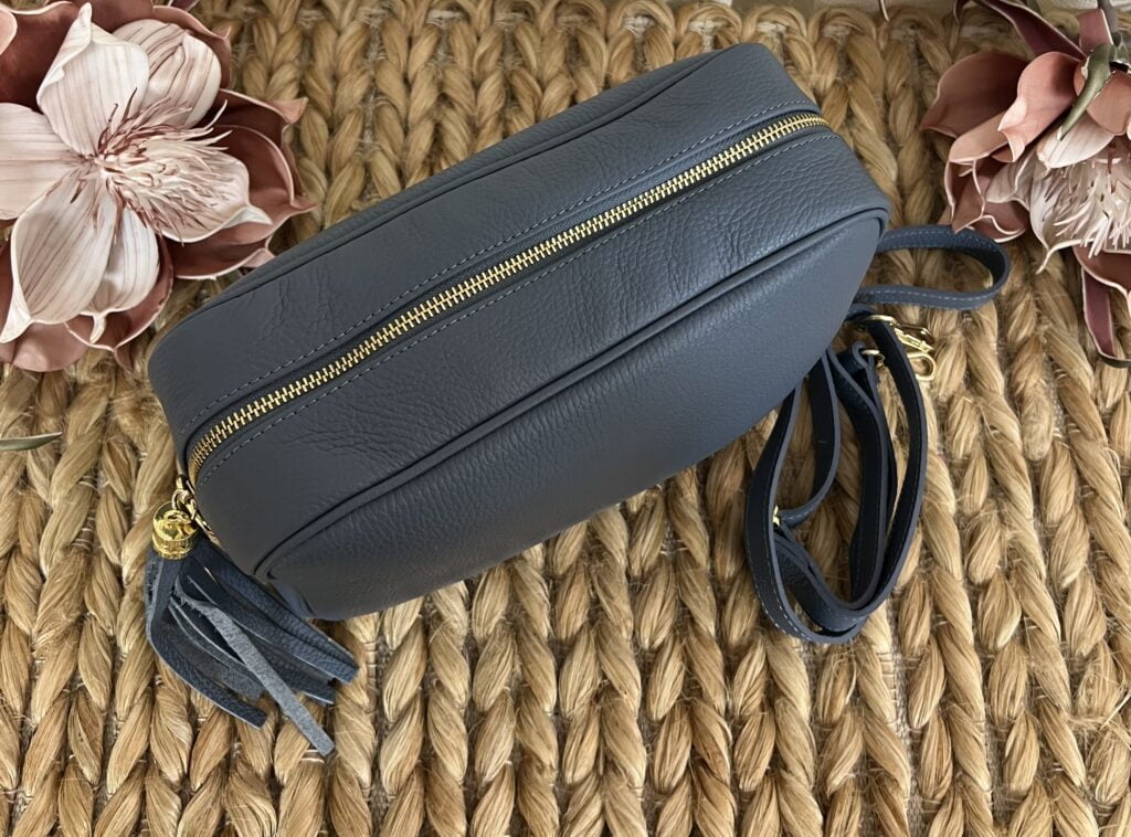 52E65264-5AF8-45C1-B751-191297F2421A