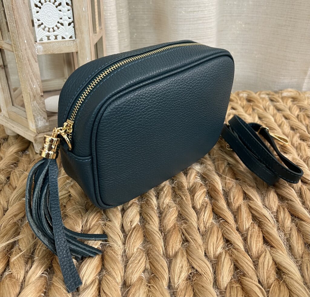 59F20206-5650-4198-BF61-60CA1E4AB082