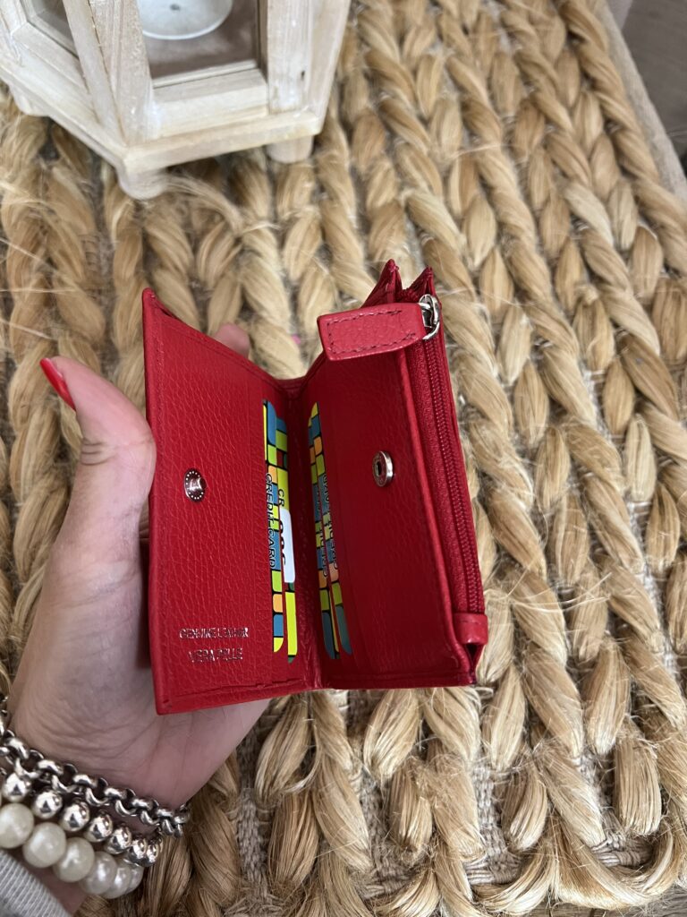 60262F1D-7146-47F4-81CC-334B6E542522