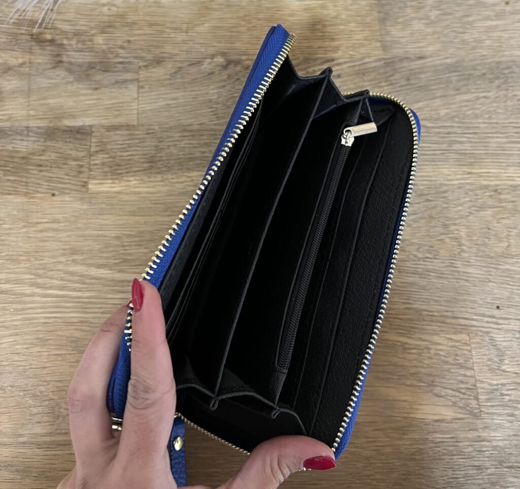 77E51D7C-93D7-4082-845F-249BFB1EBCD3