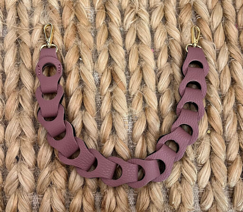 7897E84E-2BDB-4C1A-A5BA-7CA0B7CF2F35