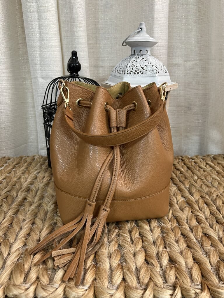 79C8C06D-A623-4B7A-803E-7A8F018DABC1