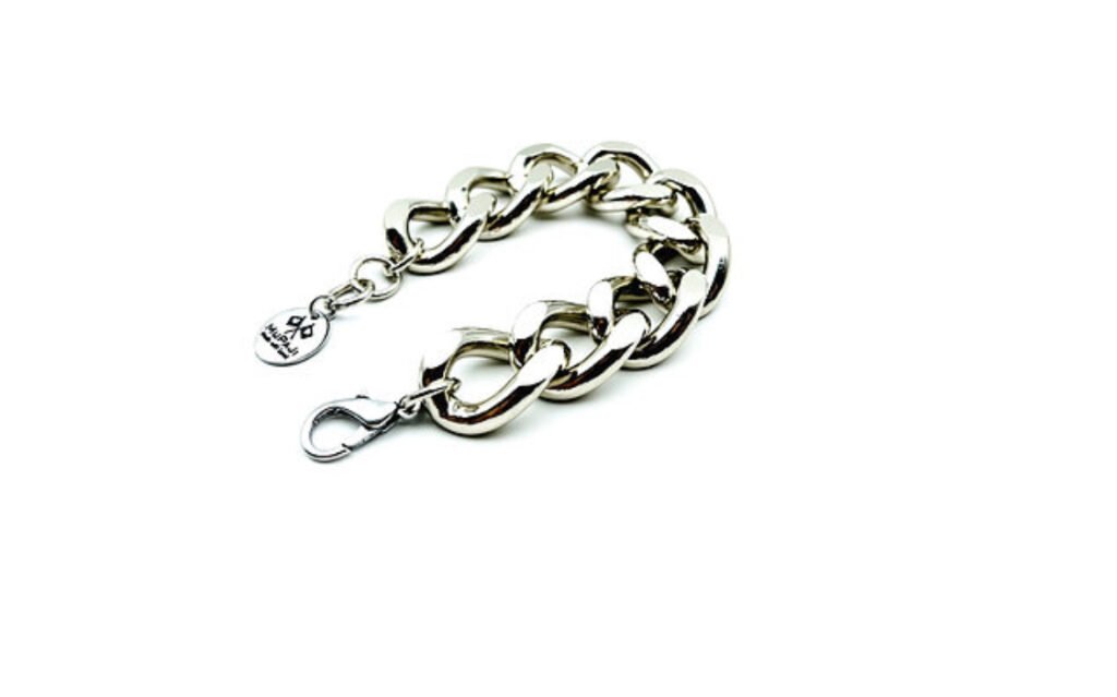 7FE7FDF1-D2B7-4B13-98C1-C1DDBD061919