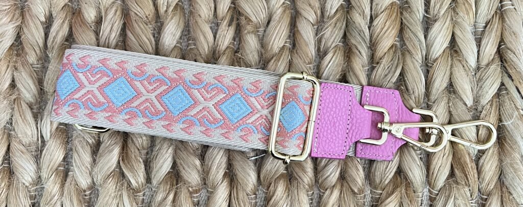 8F0A1E48-0160-4862-BCDE-378C98F45524