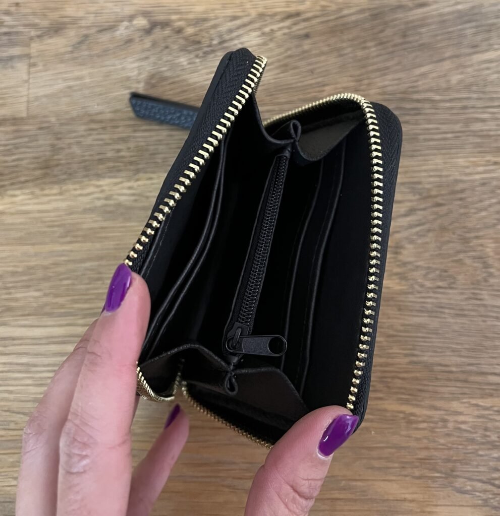 95861E5D-1D0E-4A17-9346-C6D4E0775FBE