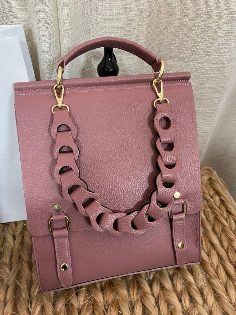 96E78679-AB73-478F-8FCF-98C0E4B03A4A