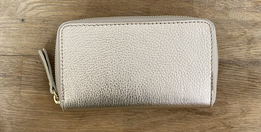 98005F89-7CCB-4861-995F-39359F5FE05C