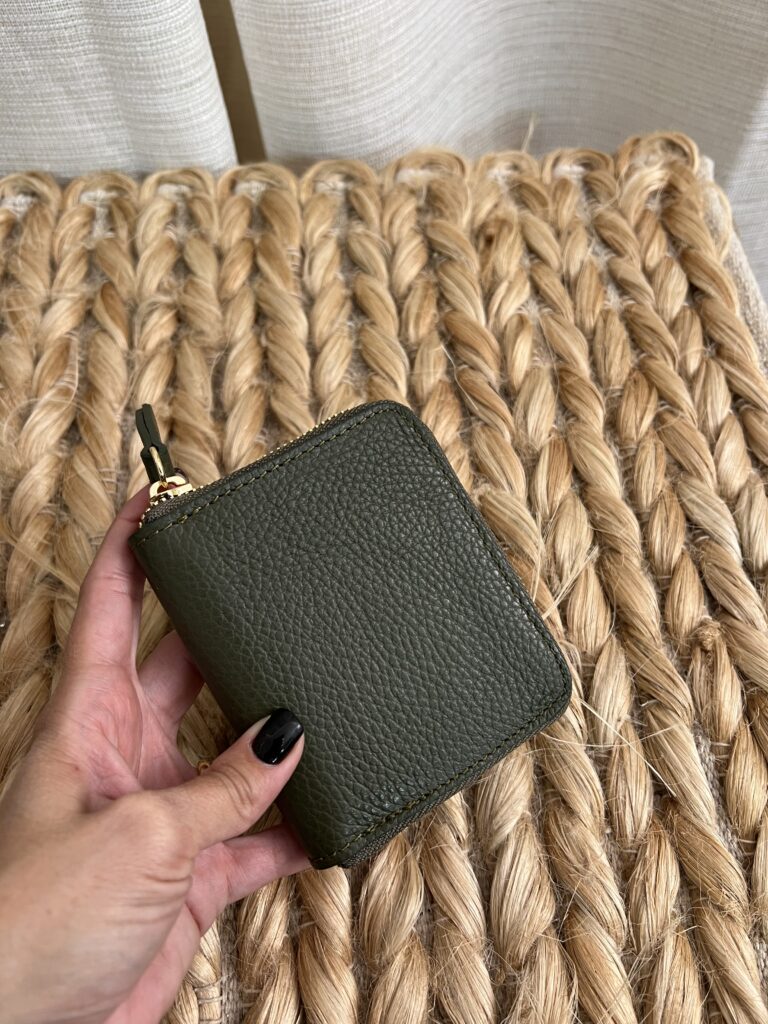 A56D11F5-12A3-4C80-BB08-CA52C2486AAD