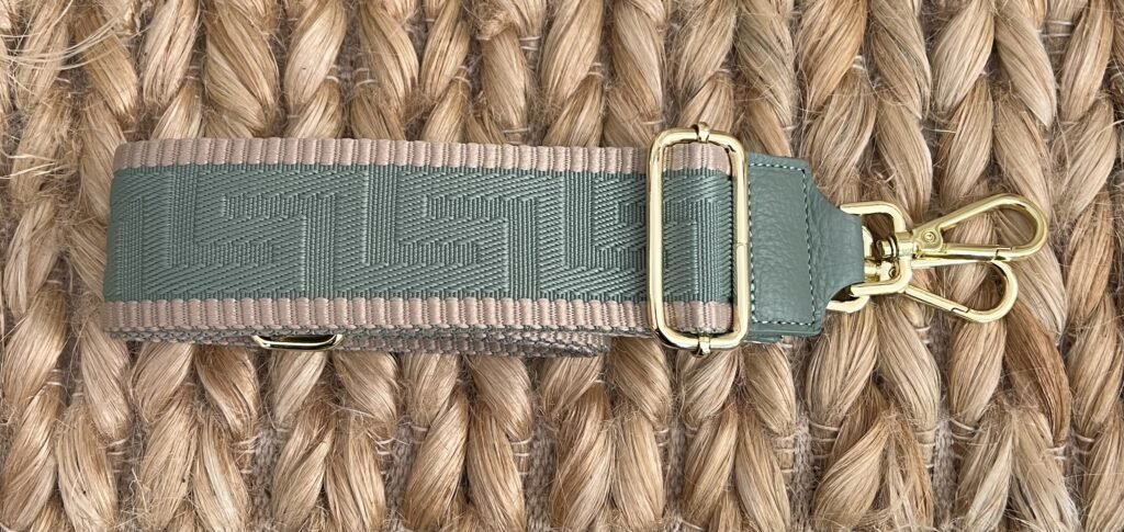 ADBF8283-8C40-4999-9E0D-5AF16BA428B1