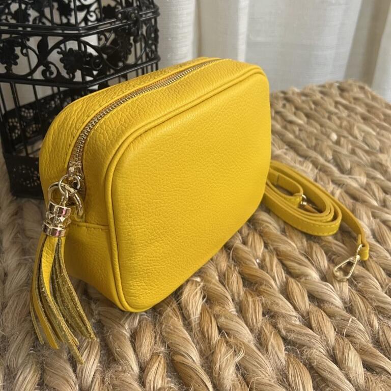 B230DE10-A4D3-4541-B00F-D2C925FC9F9E