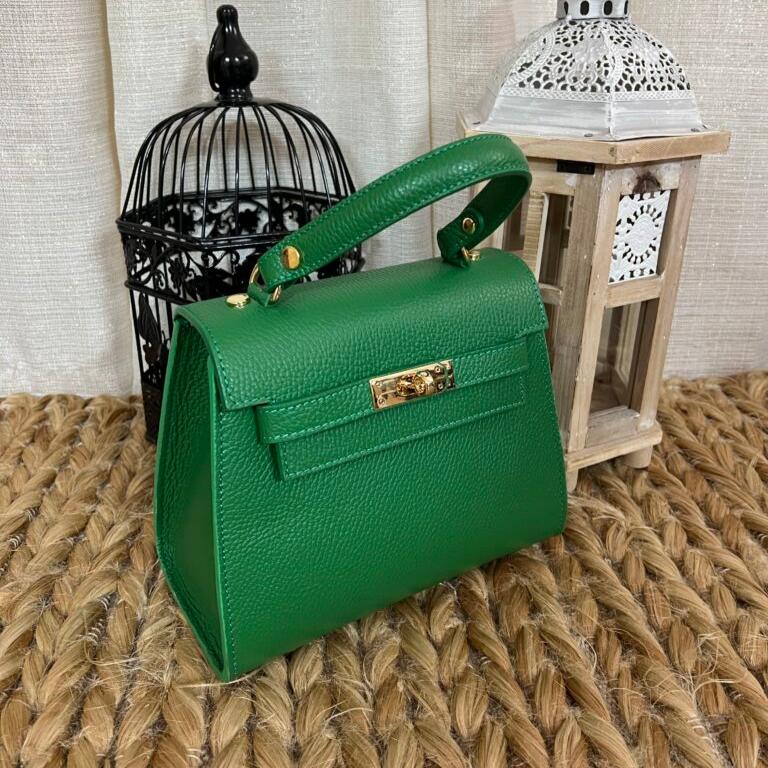 BC20D098-0B61-4FE8-80BD-9CF07F80C03D