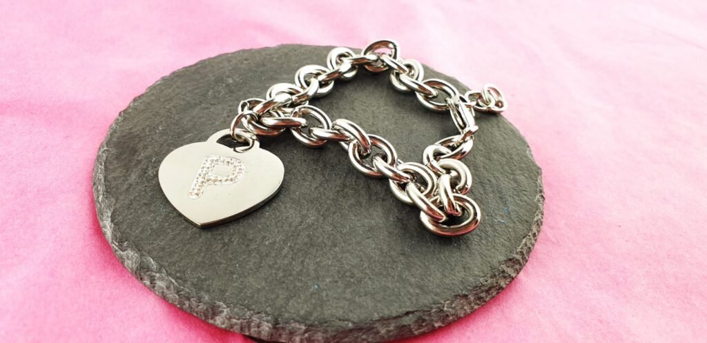 C19F06D4-A748-422C-A058-B1D7D5DE9C20