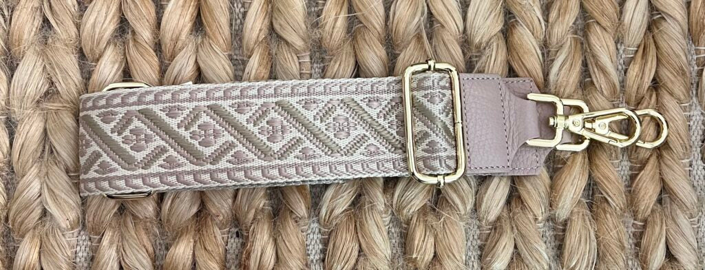 C31D39A7-7285-4D61-976B-87D14DE93715