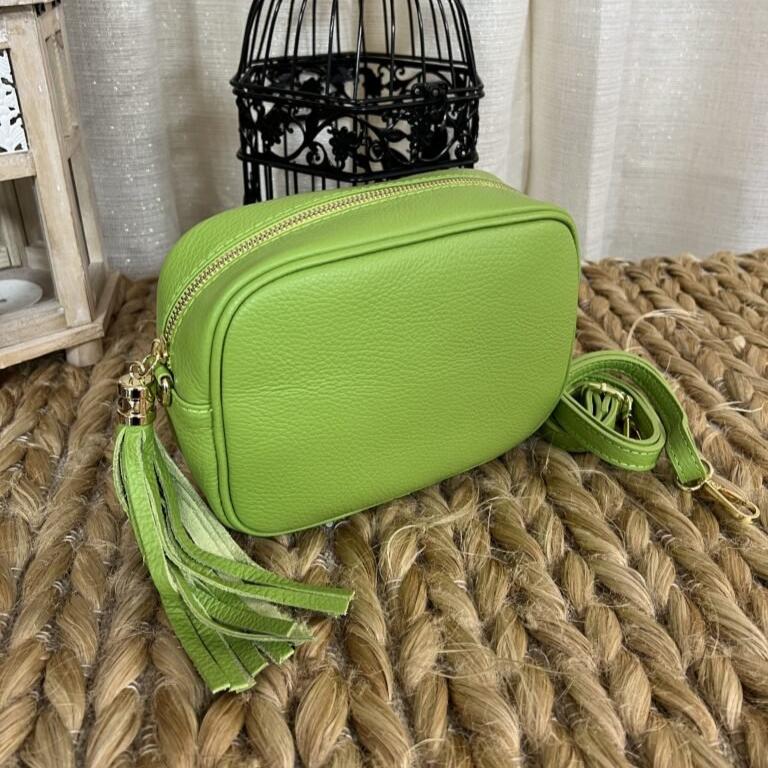 CBA14E34-11E8-4B09-BB0B-359C1DEF27FC