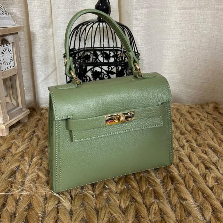 CD30F1EC-D0EA-4A2E-84D9-108B01614DE5