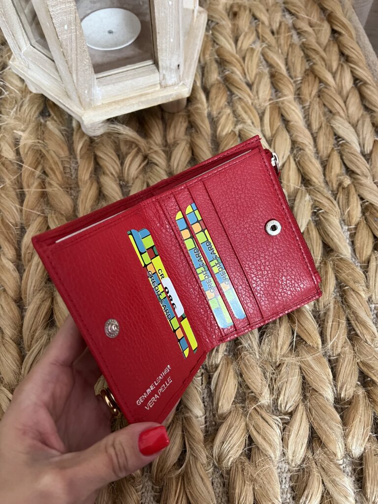 CE5ACCAA-146F-4C43-B2EC-EF676B6DAF86