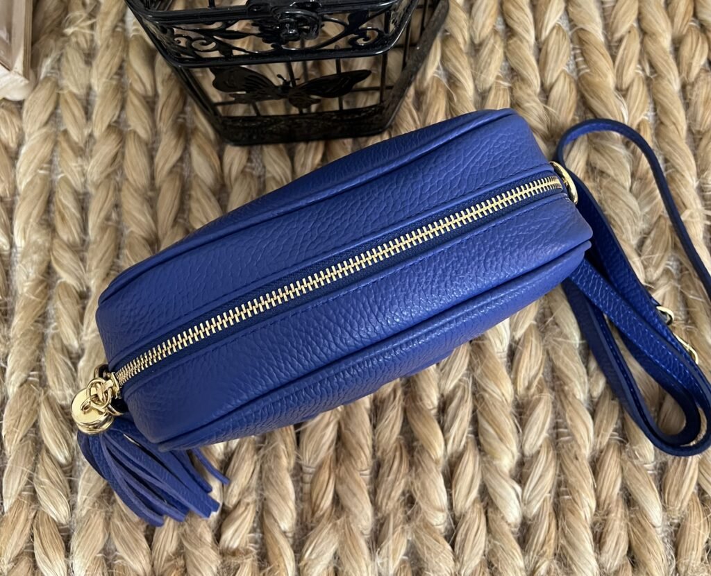 D2CBB7BD-D9EB-40F0-B0DB-6922720A19EC