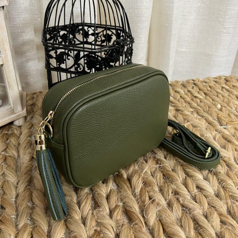 D54DC37F-6D90-4060-B5C1-F29E64F75725