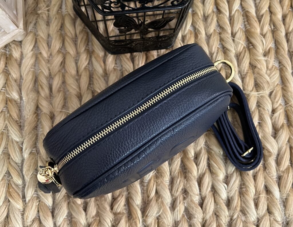 E7097A78-DA1A-4C9C-B41D-F4AAD6F27A09