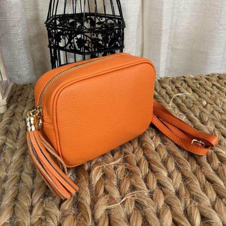 EBF61E27-855A-4F20-985B-5DA75B7AD9C3