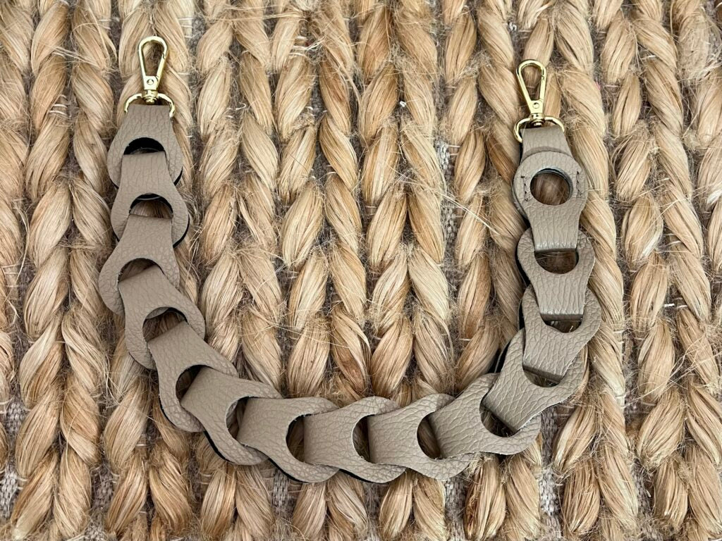 F2002D64-A154-41EF-AF3F-6395331BFF0A