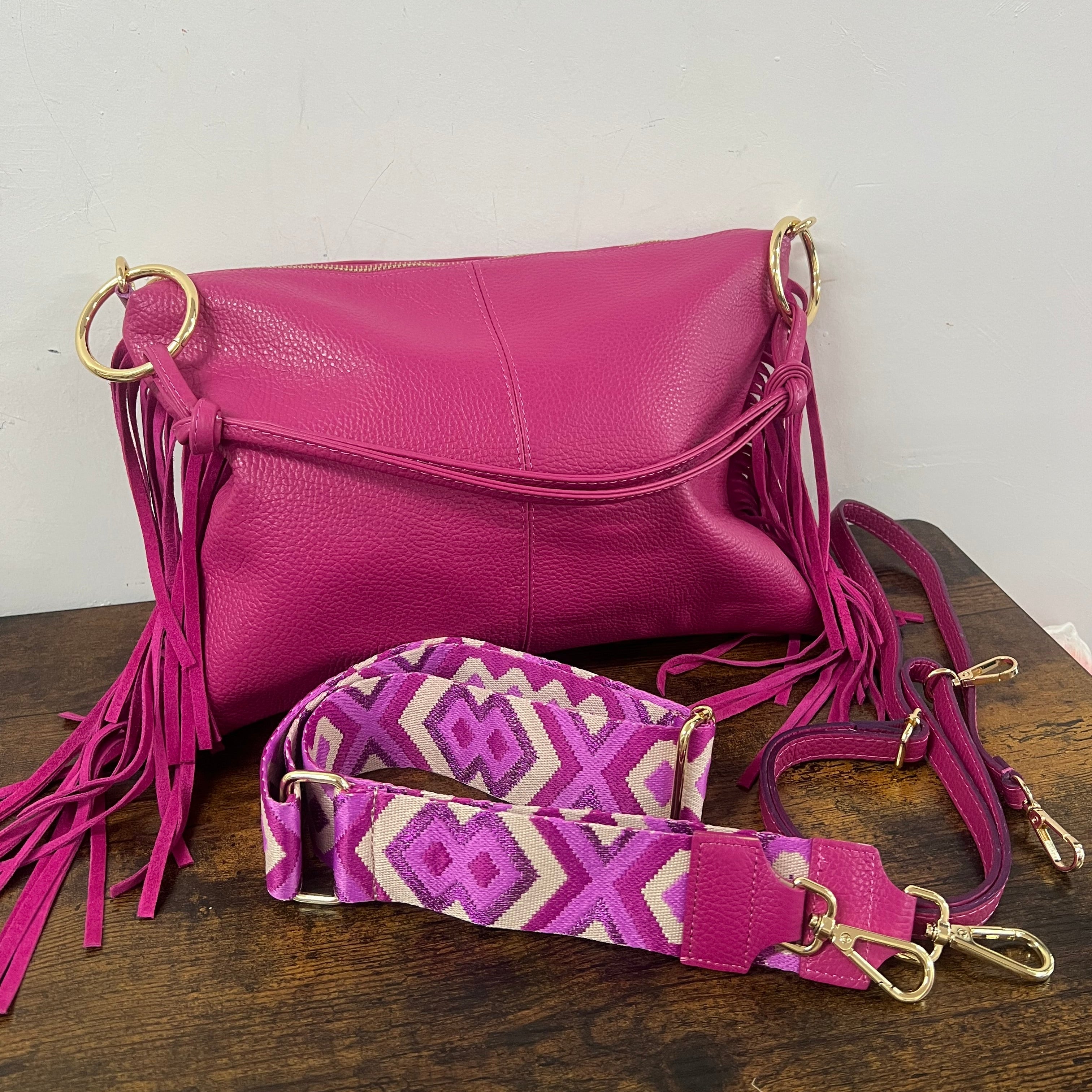 Ariel fucsia e tracolla geo