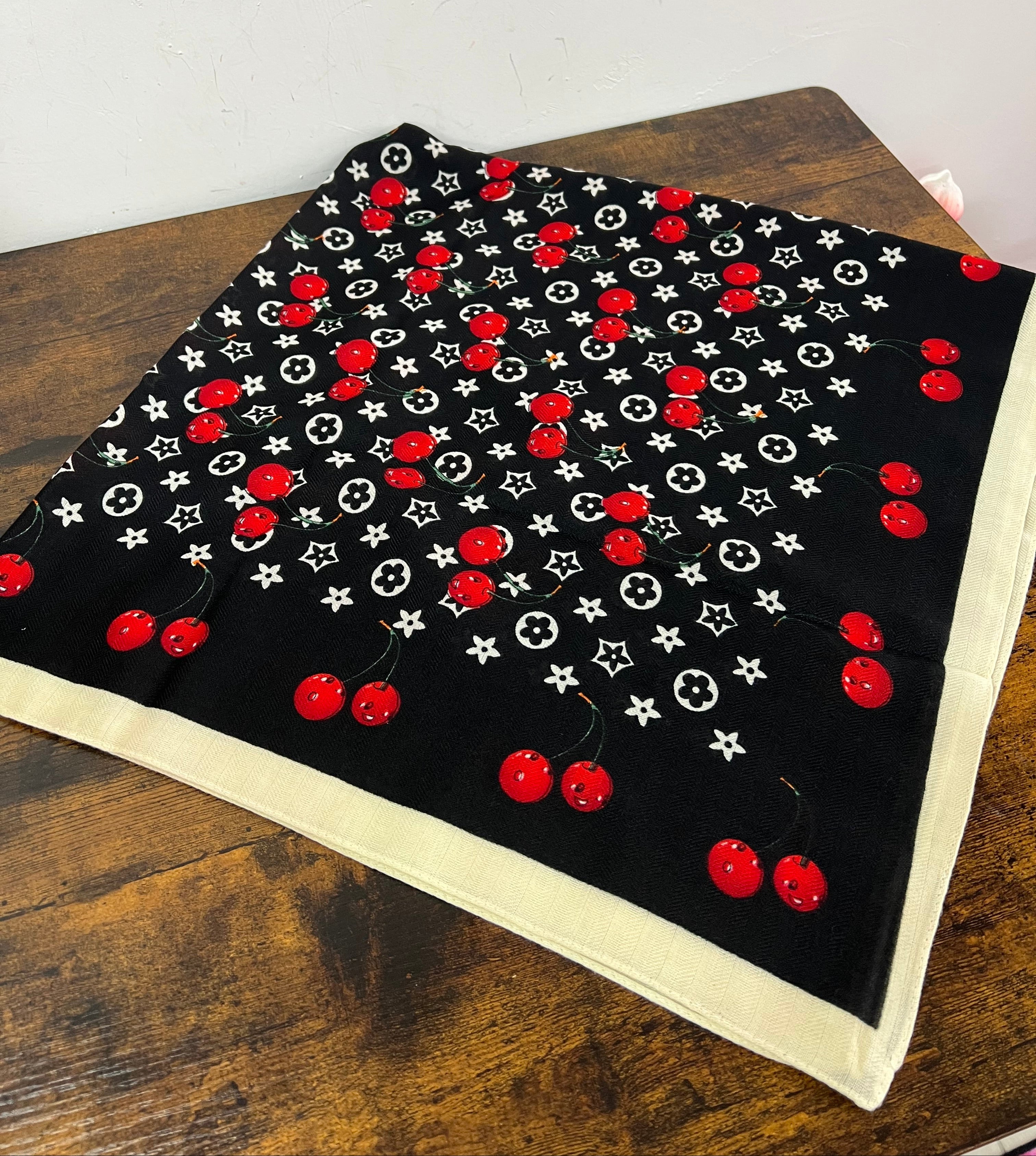 Foulard mega ciliegie nero