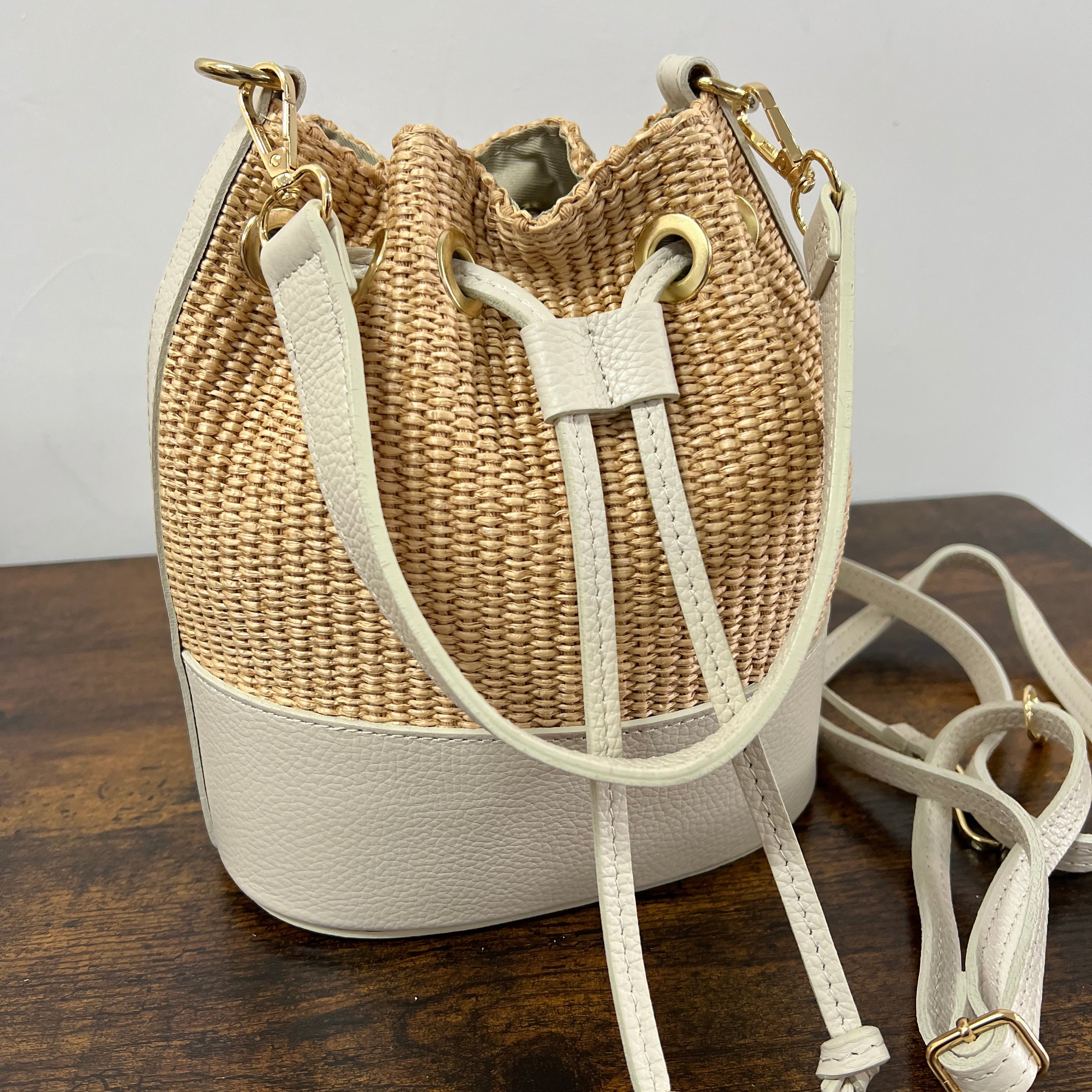 Sacchetto frange mini z rafia panna