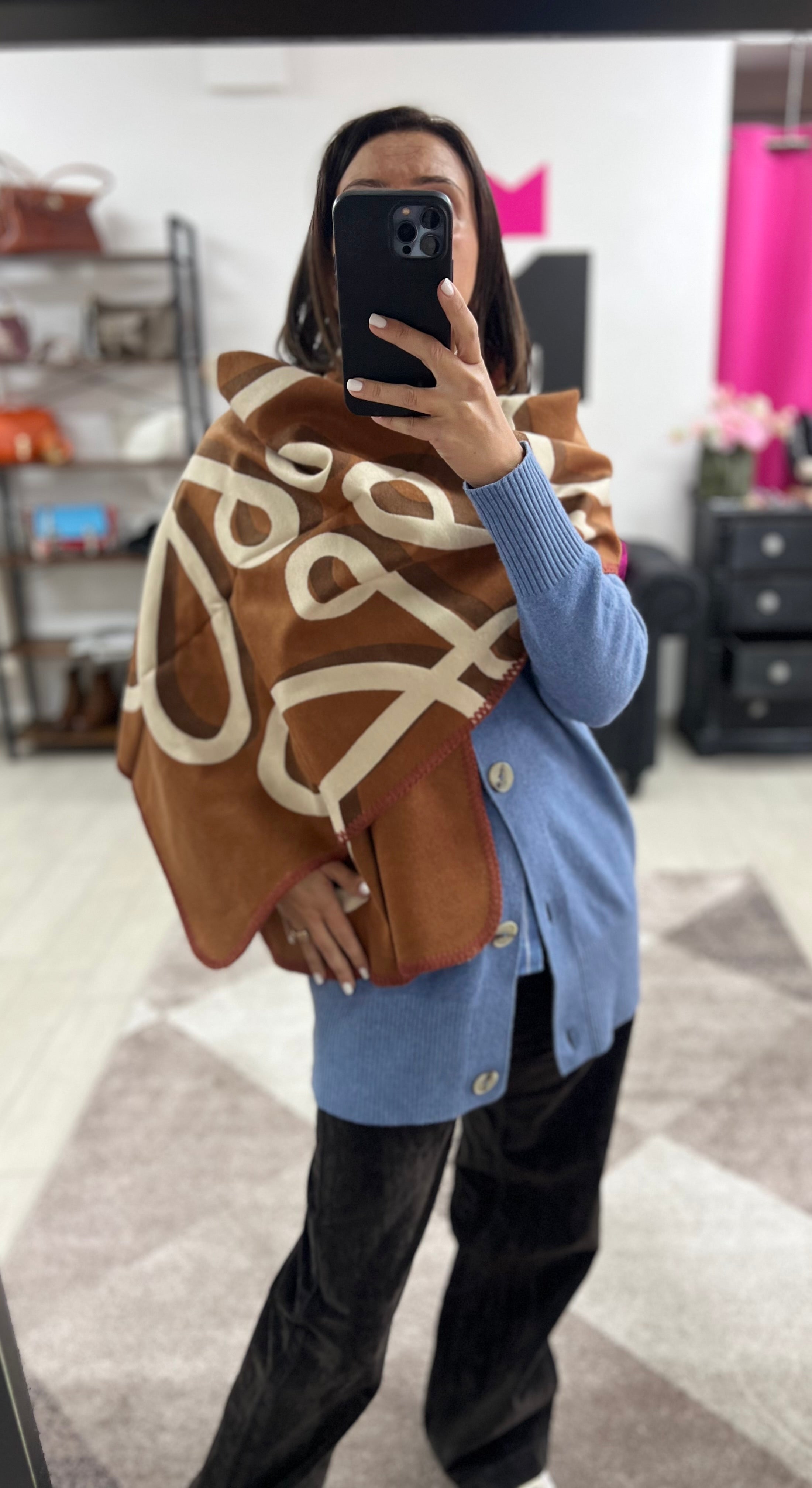 Sciarpona misto cachemire onde cuoio e panna