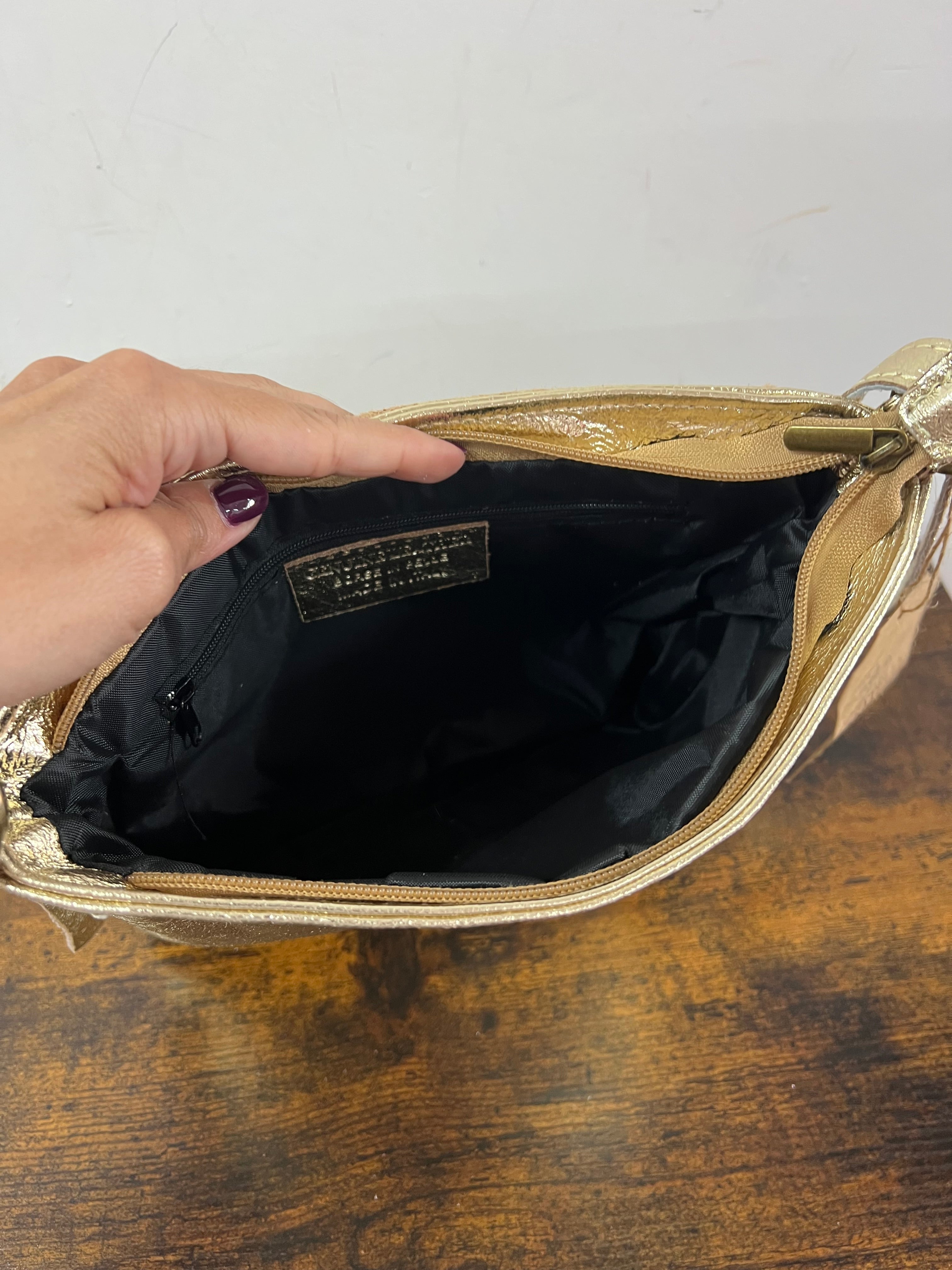 Lara z mini oro