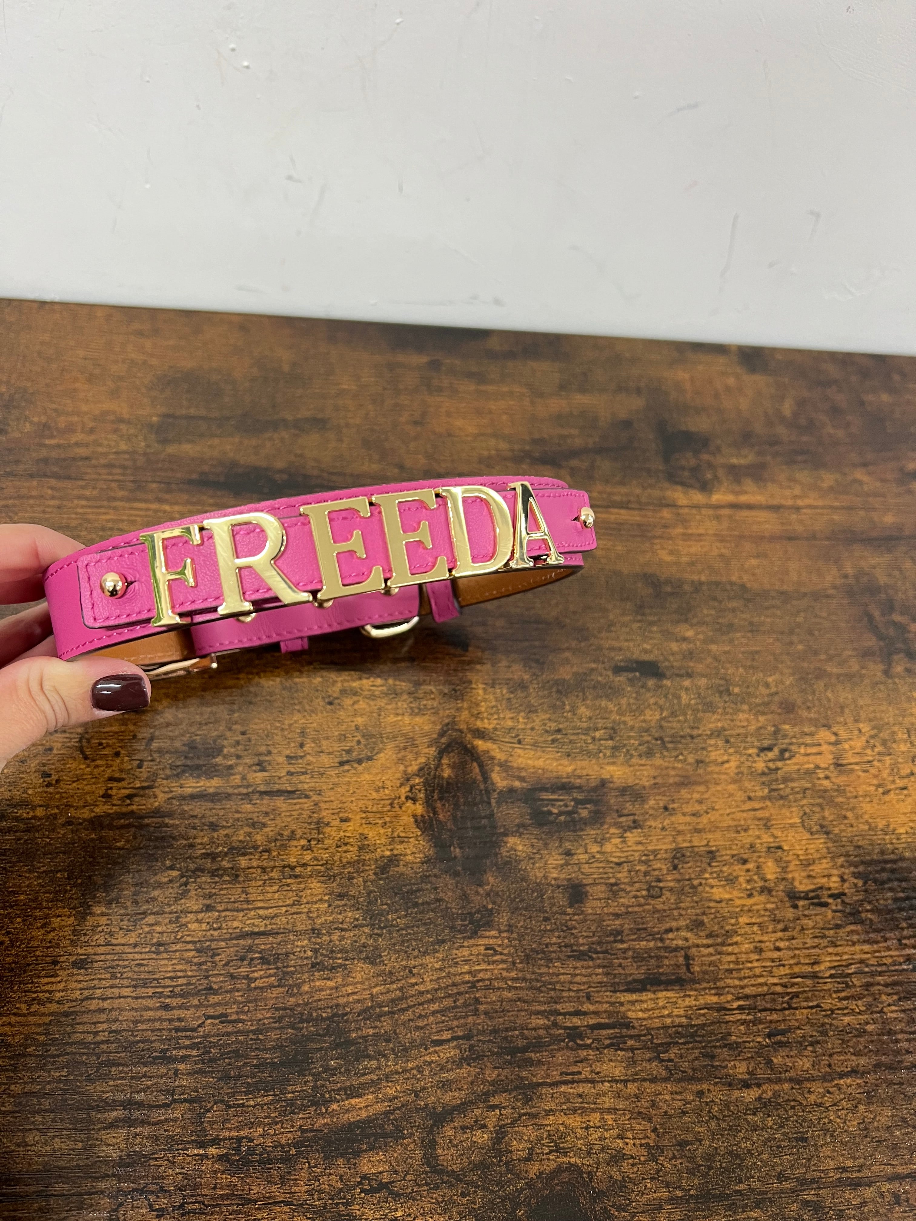 Collare in vera pelle fucsia