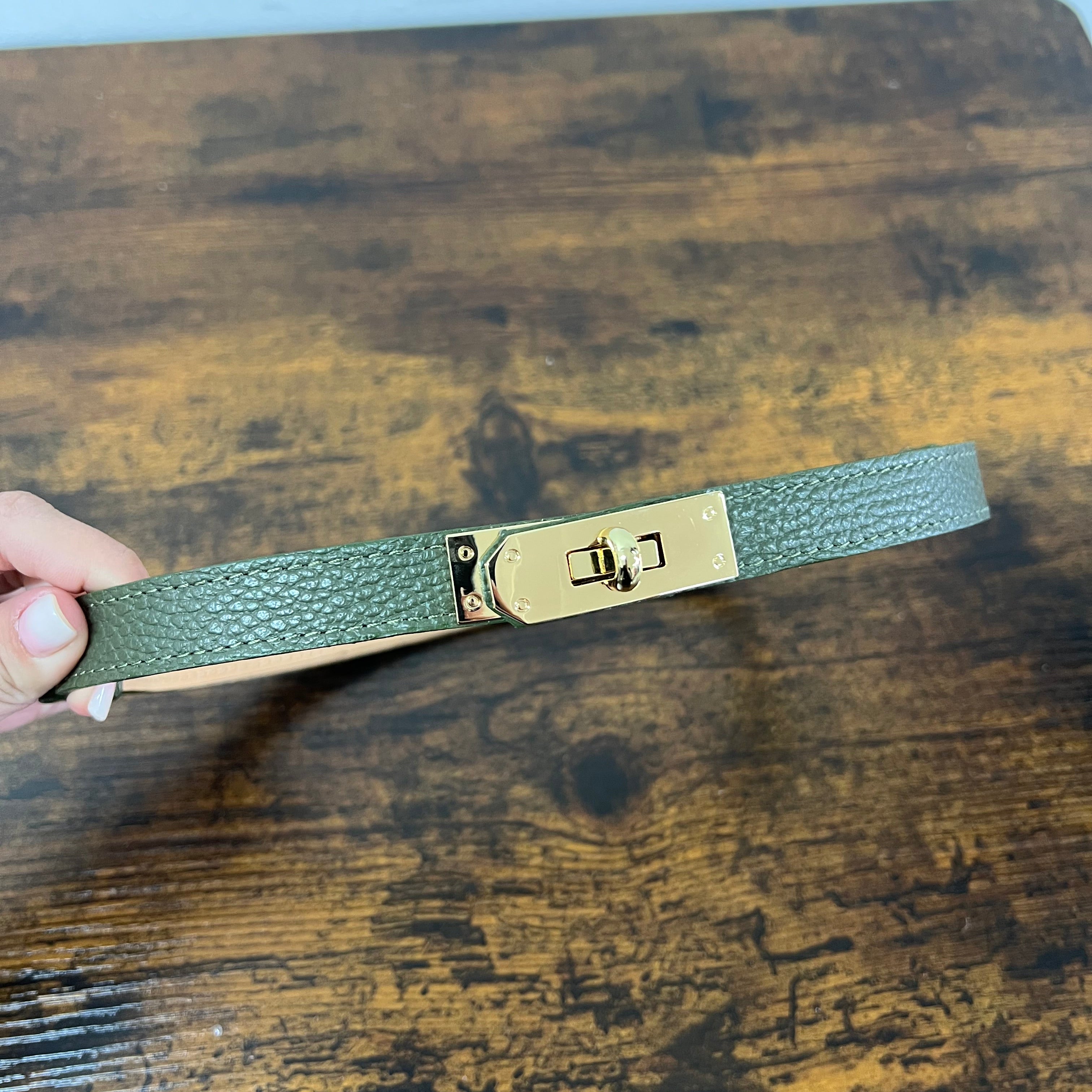 Cintura senza buchi verde militare