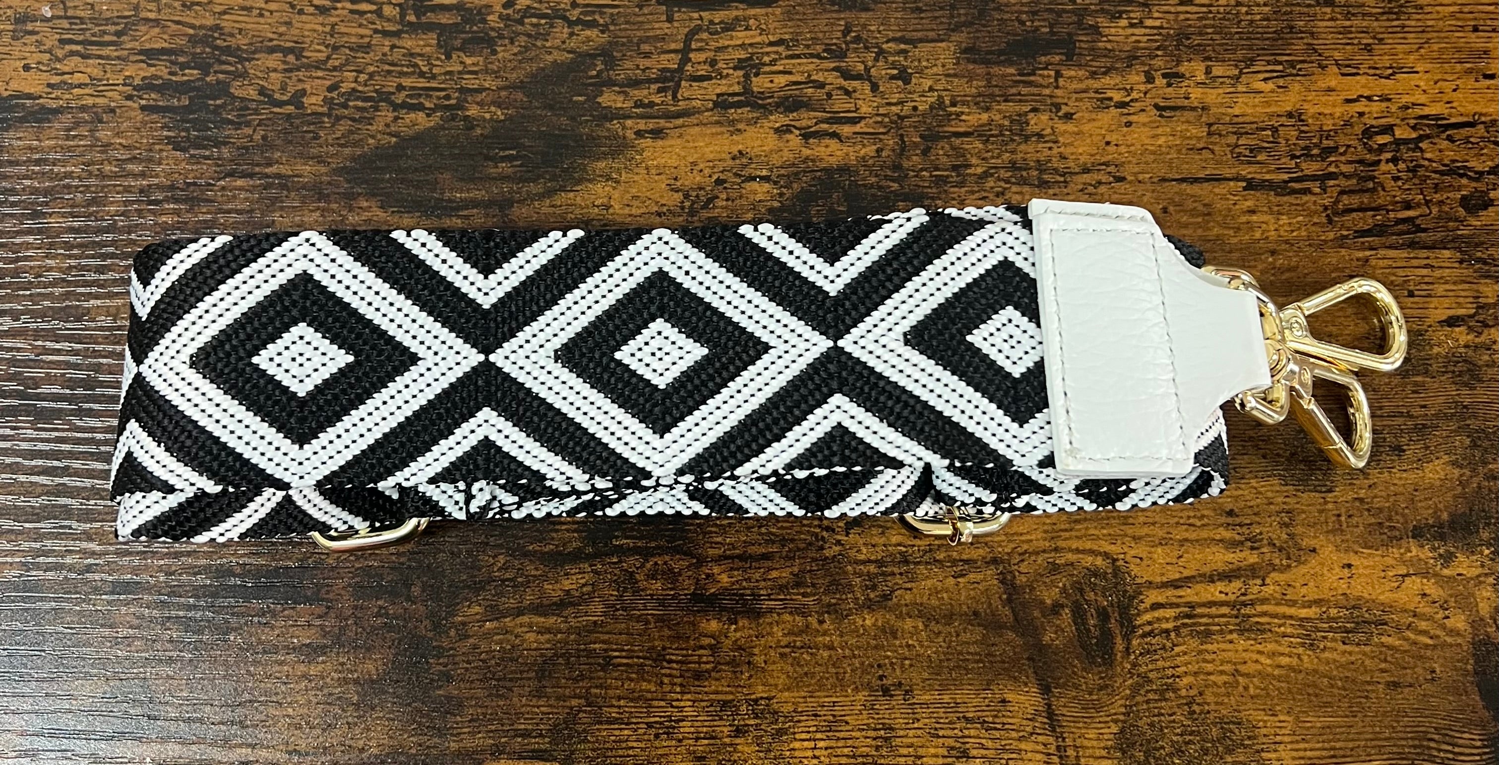 Tracolla rombo bianco e nero