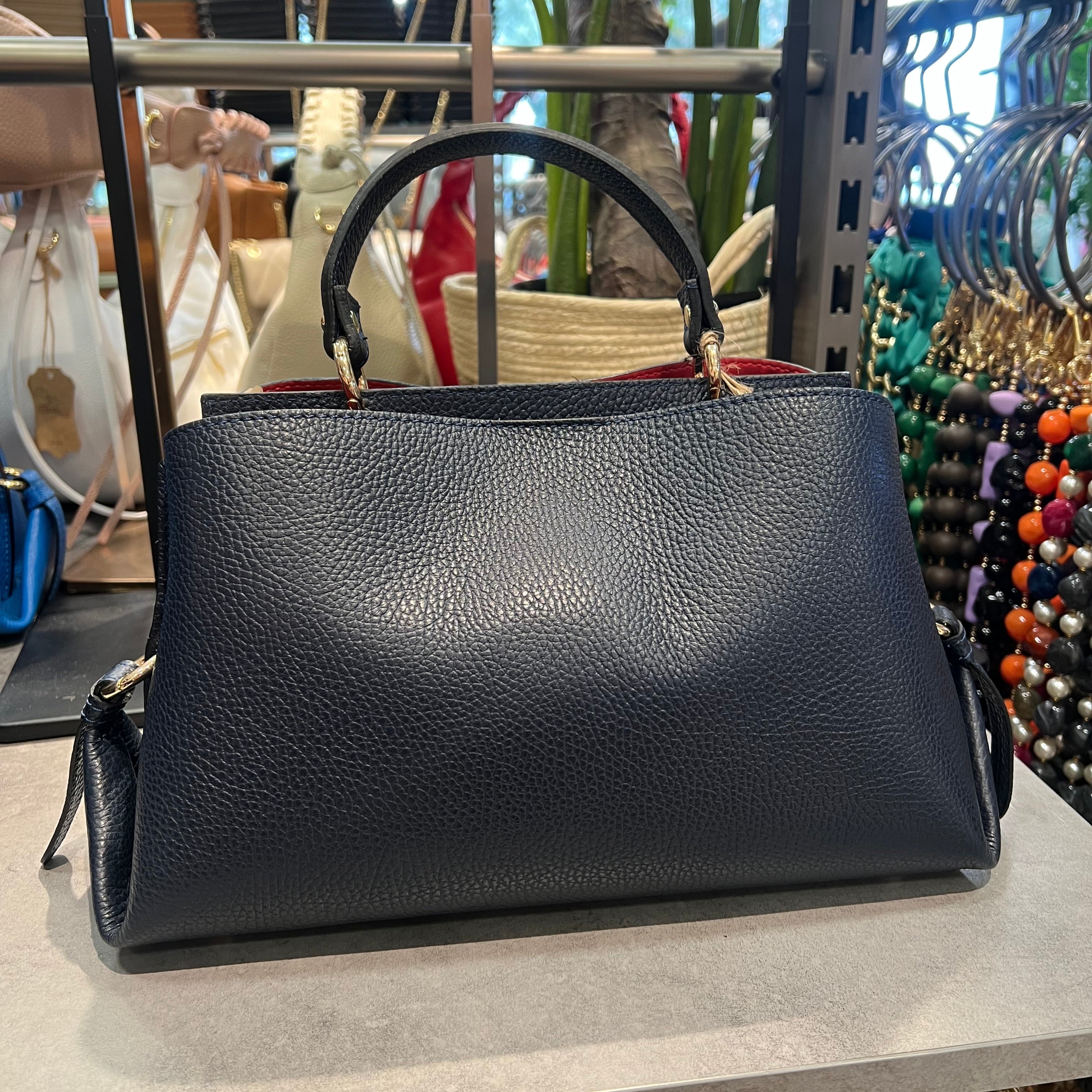 Arianna z media blu navy