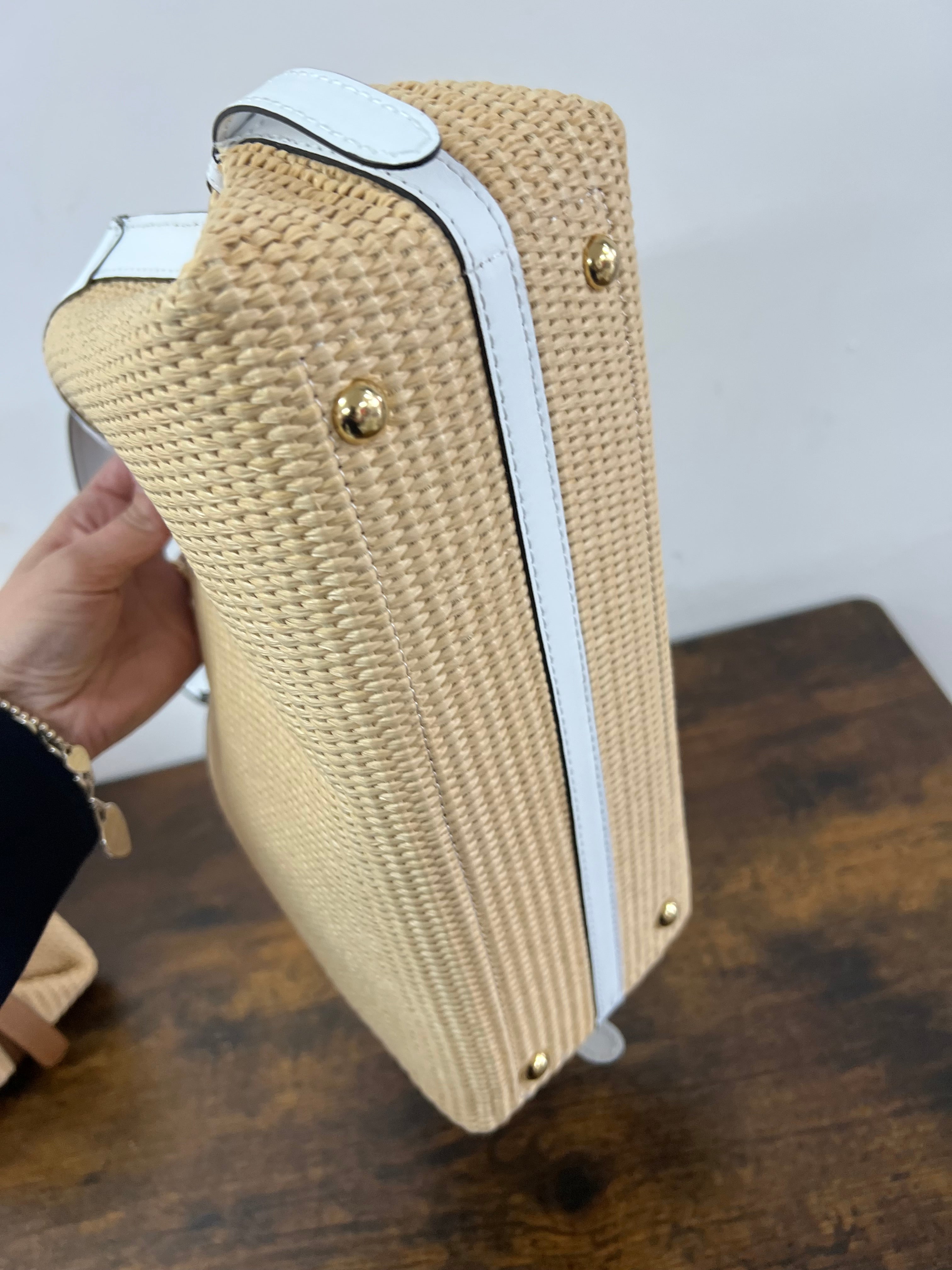 Arianna zz media rafia bianco