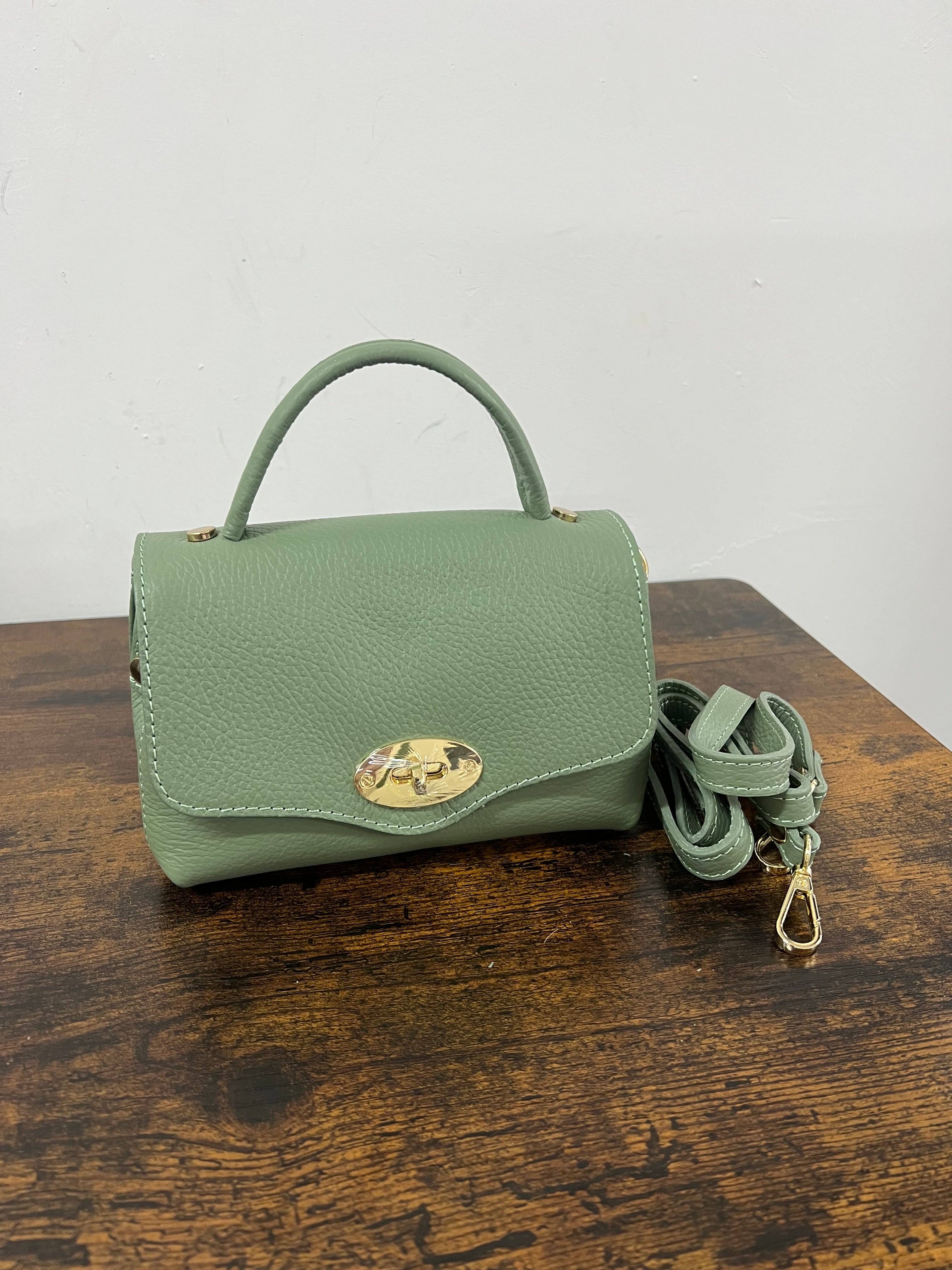 Country bag monocolore z pocket verde salvia