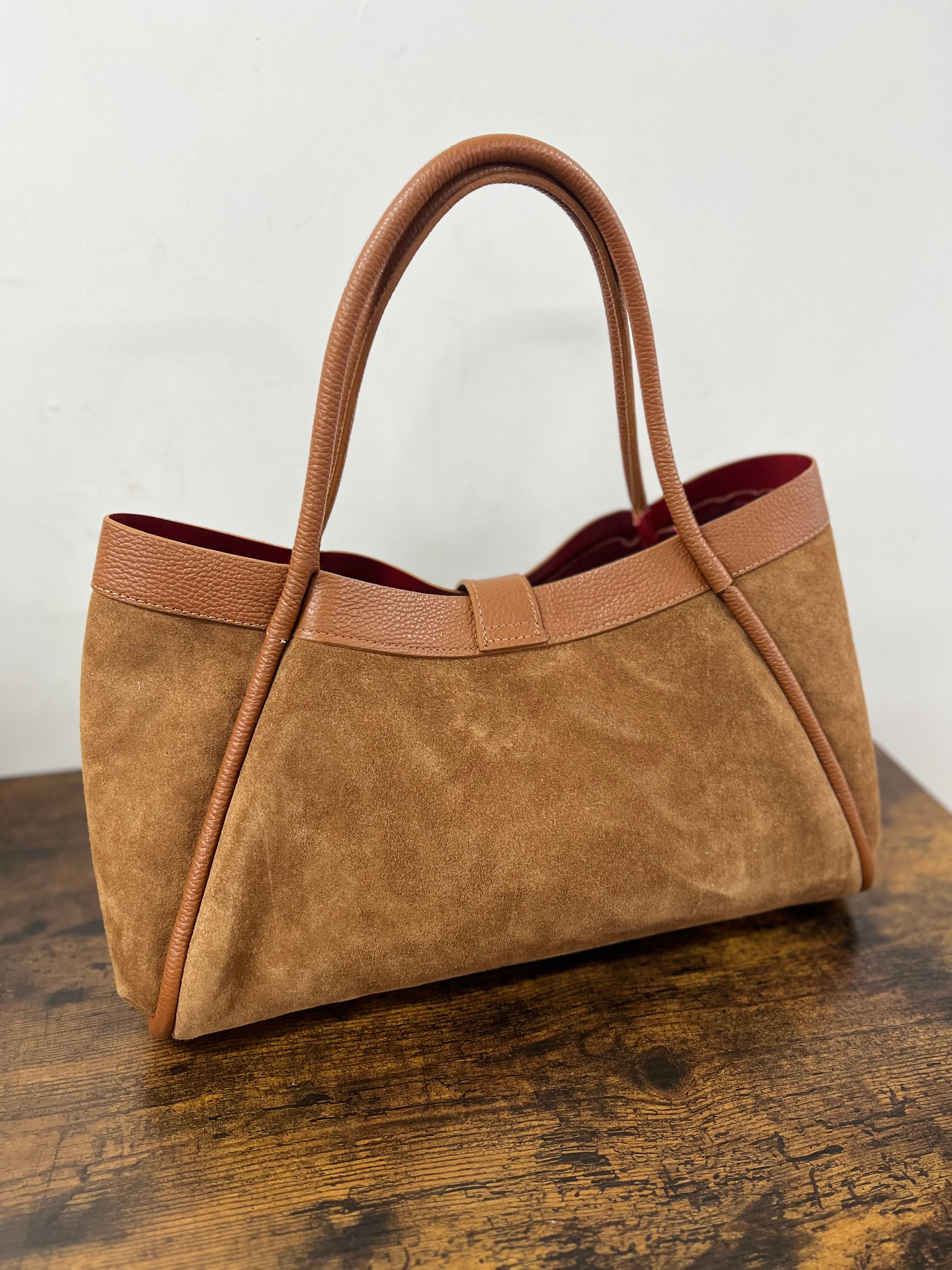 Jasmine light tan suede