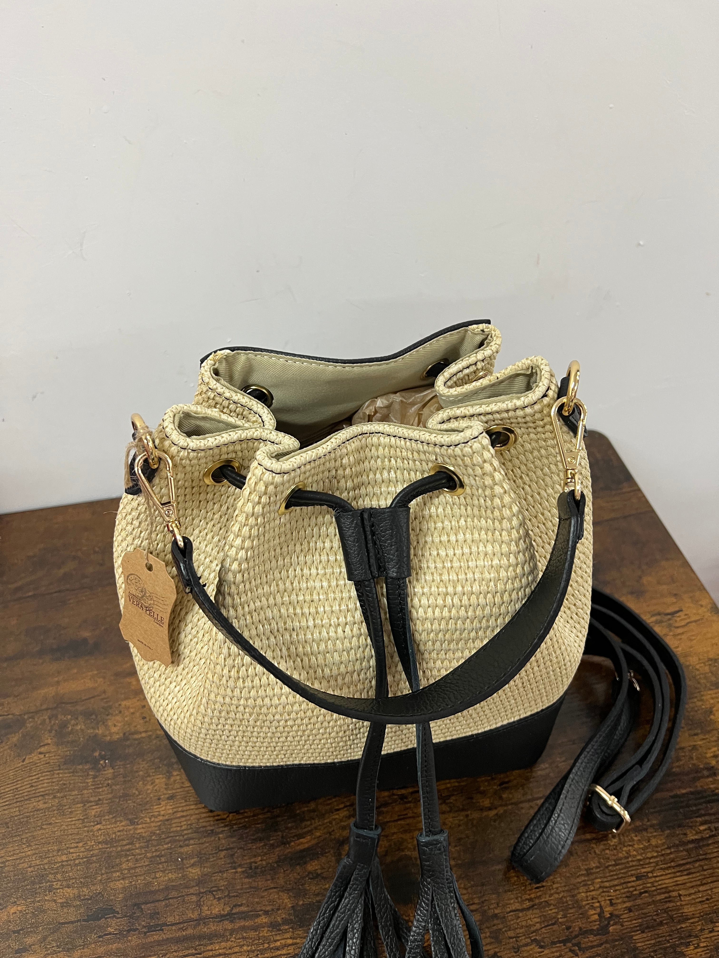 Sacchetto frange maxi z rafia nero