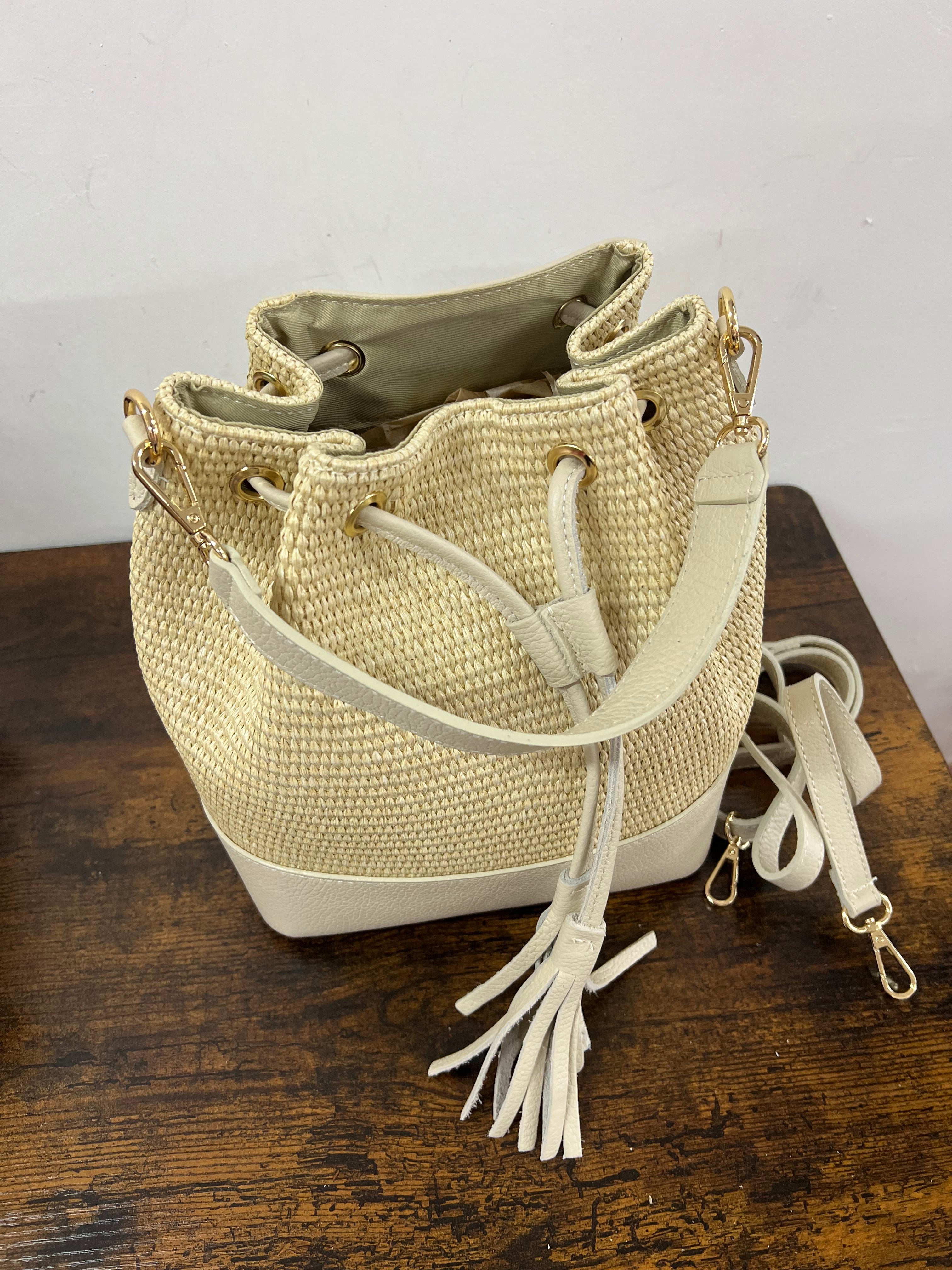 Sacchetto frange maxi z rafia panna