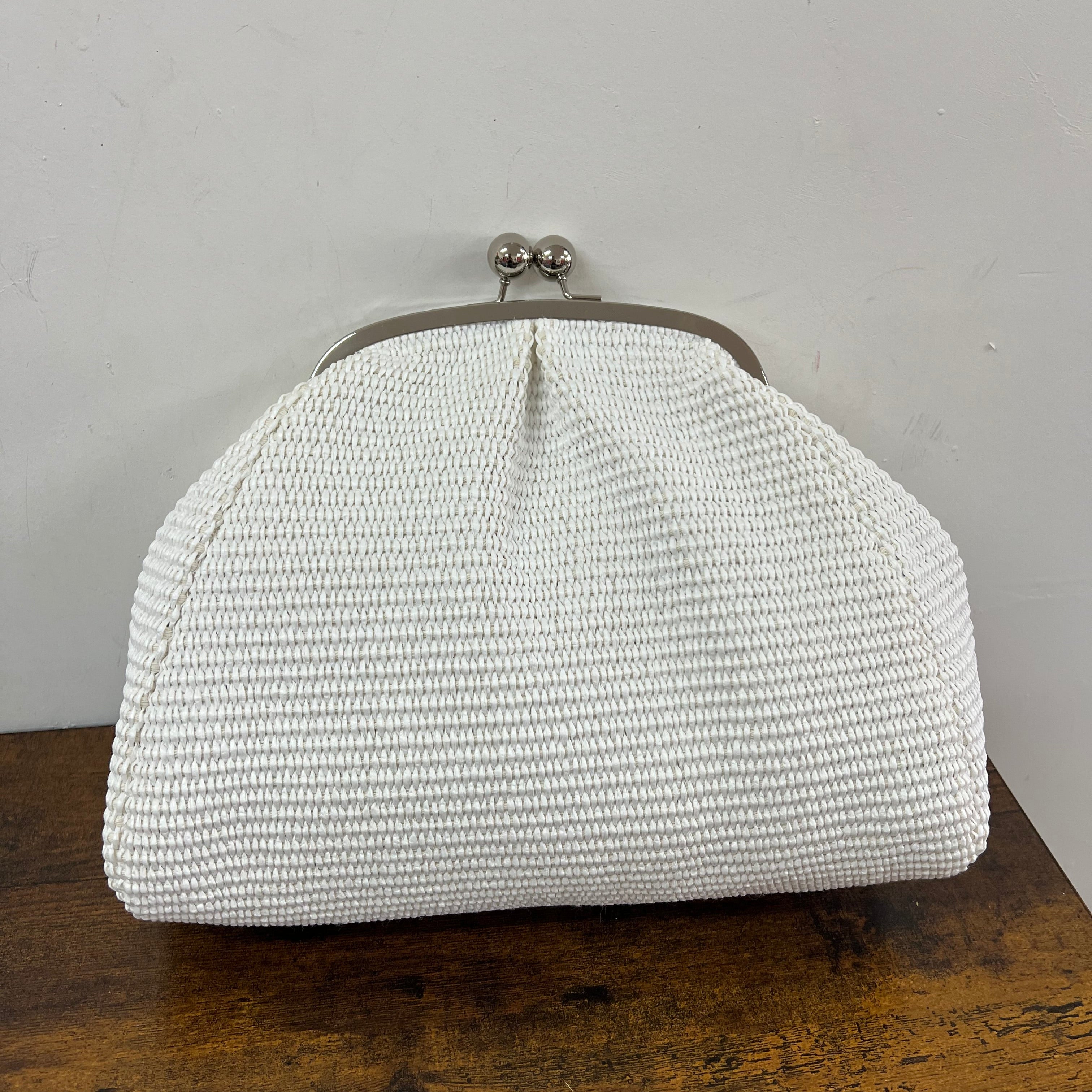 Clutch mega rafia bianco