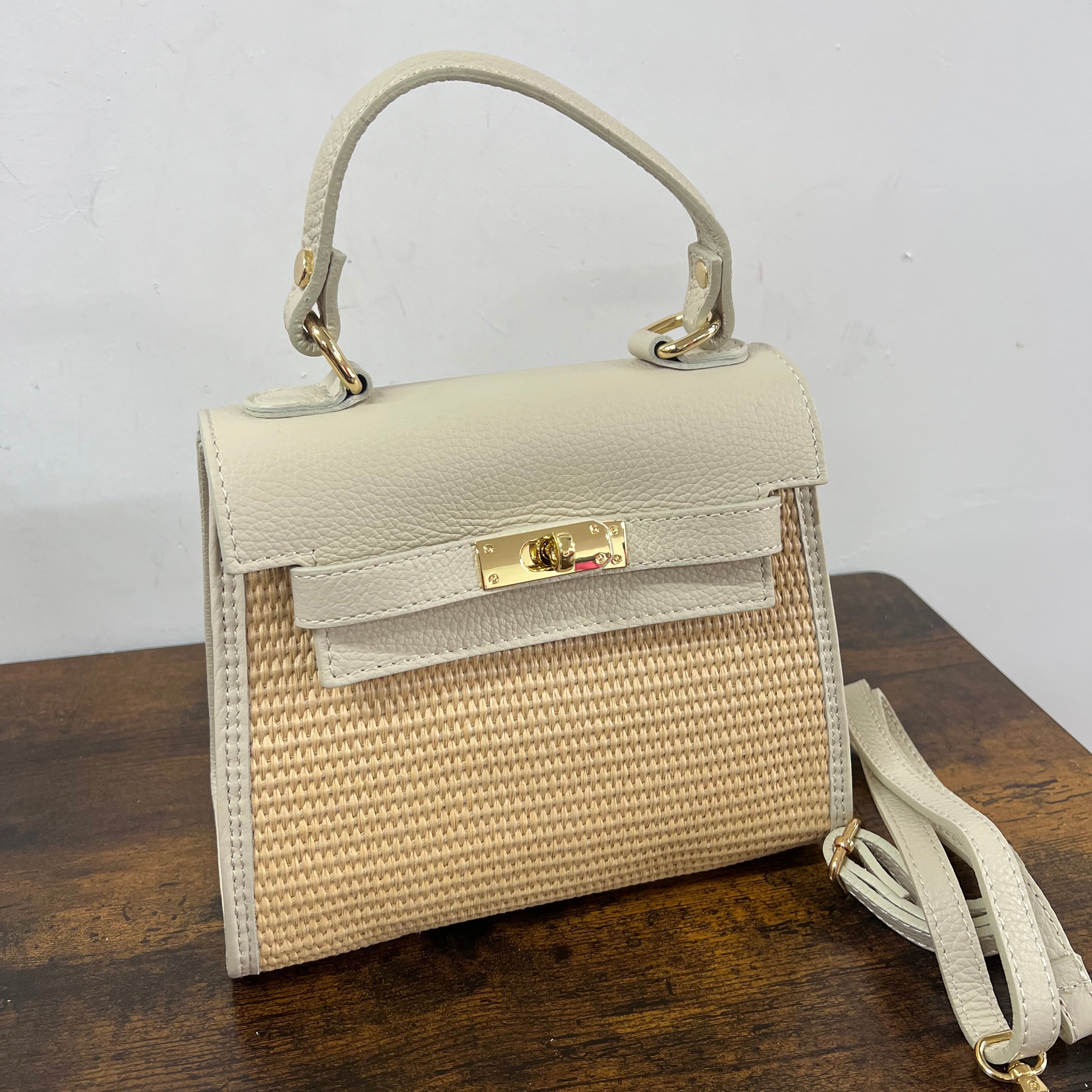 Kellie mini z rafia panna