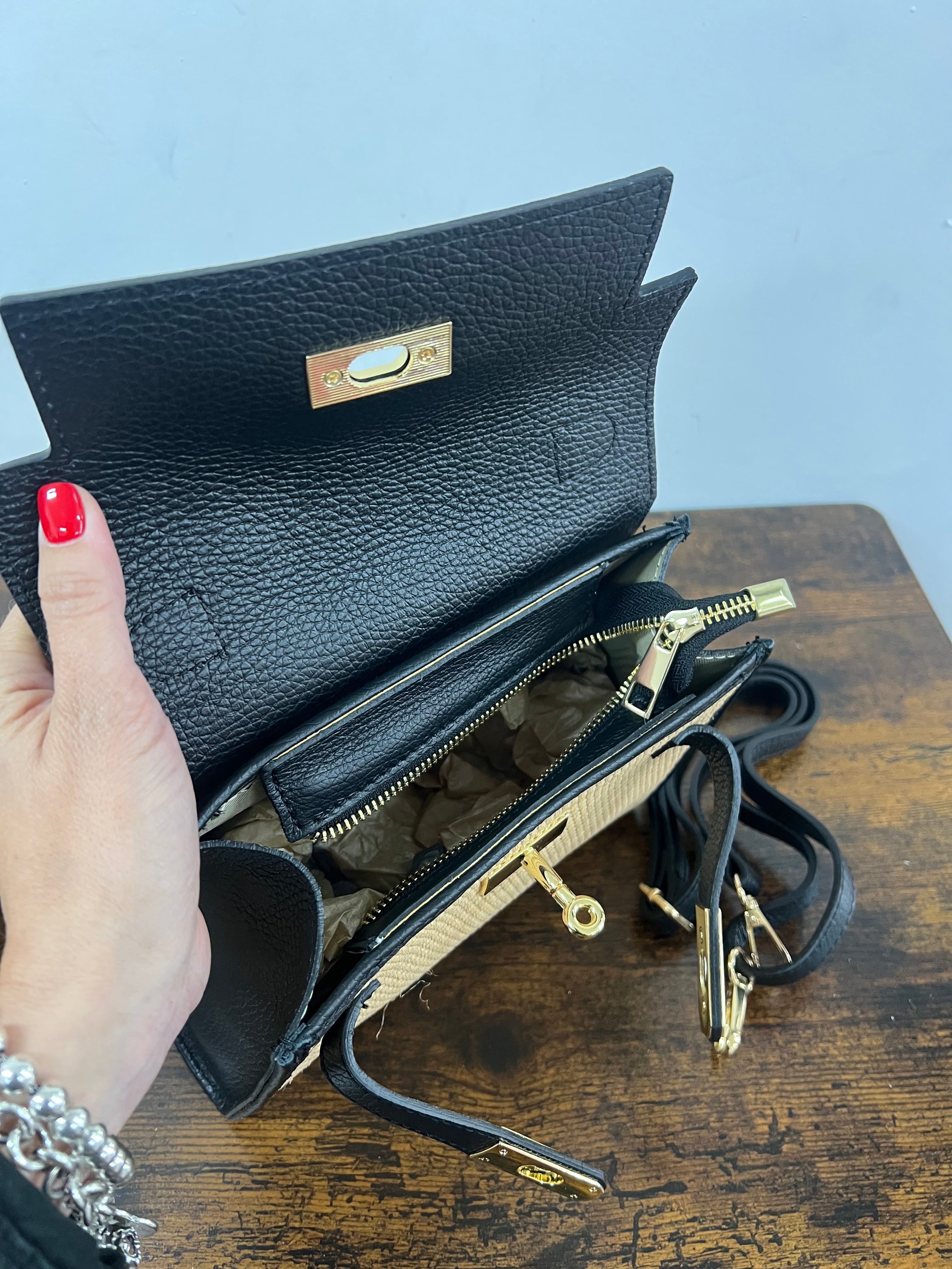 Kellie mini z rafia nero