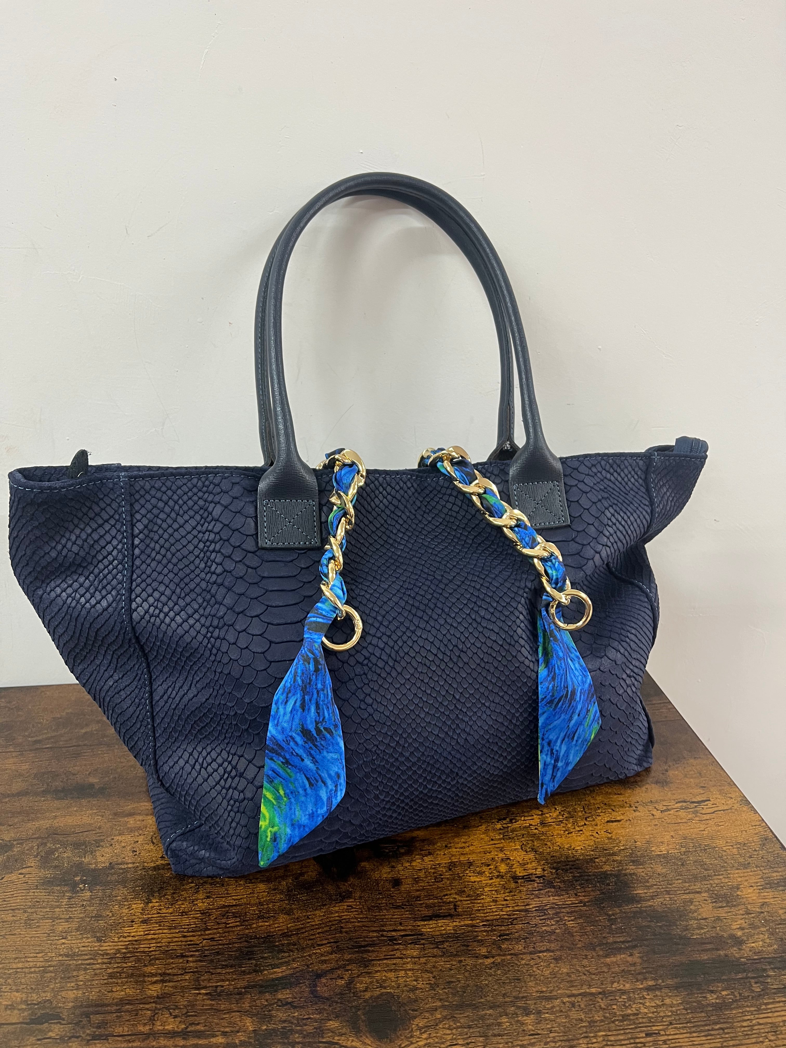 Catena foulard van blu elettrico